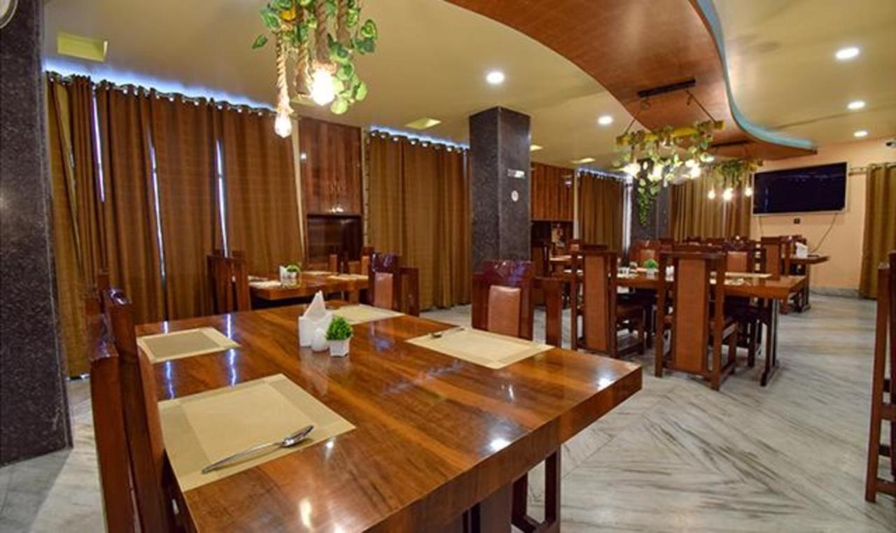 Fabhotel Rr Suites Guwahati Luaran gambar