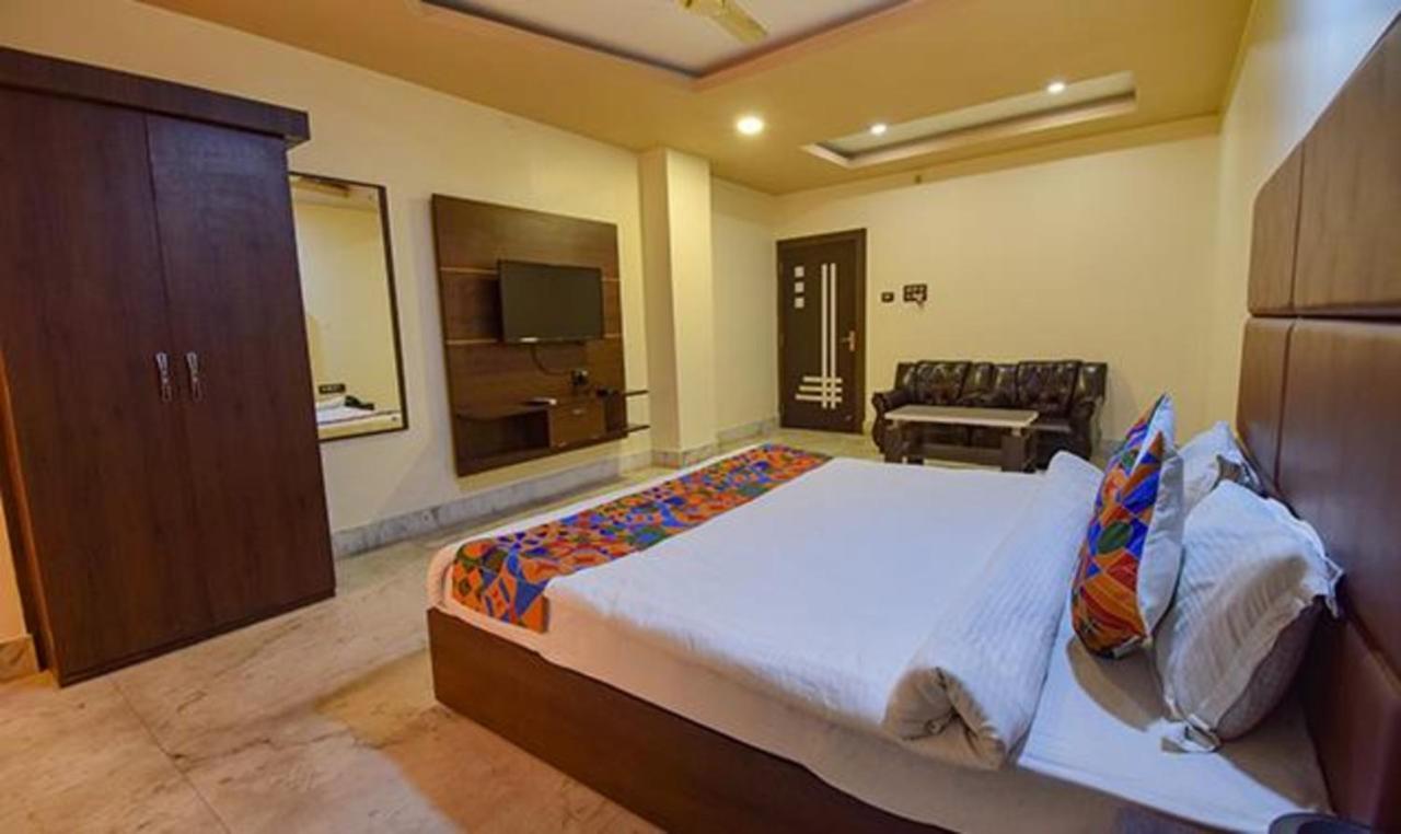 Fabhotel Rr Suites Guwahati Luaran gambar